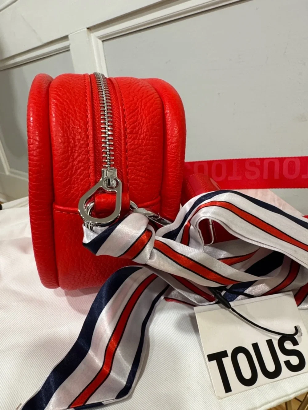 Tous Miranda Reporter Red Leather Crossbody Bag with Wide Logo Strap - Picture 8 of 17